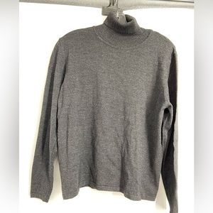 Henri Bendel, Womenβs,β Grey Wool Turtleneck, size L